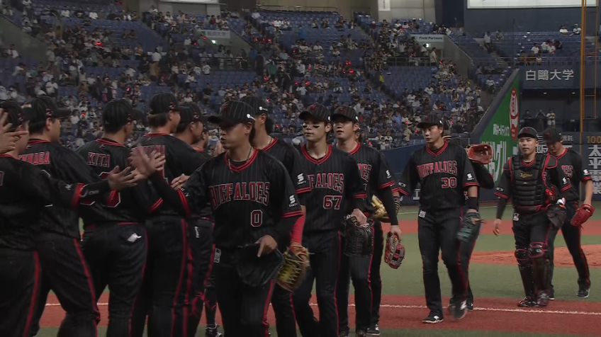 9回表・B山崎颯一郎 最後は空振り三振を奪い連敗ストップ!!