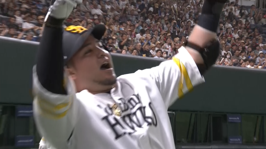 2回裏・H山川穂高 完璧に捉えたソロホームランですぐさま同点に追いつく!!