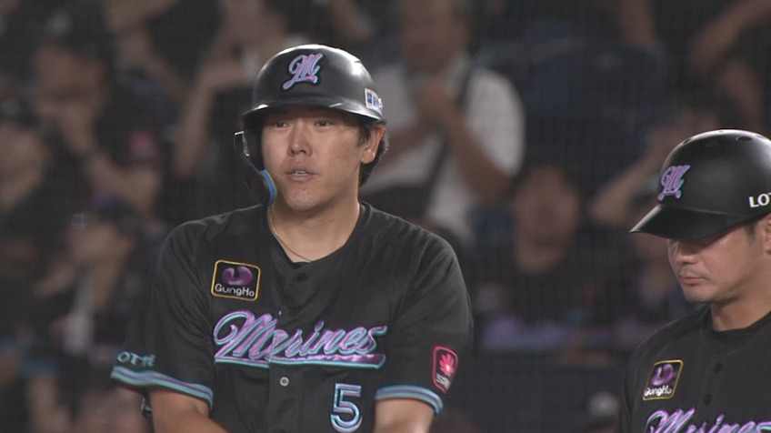 6回裏・M安田尚憲 一二塁間を抜けるタイムリーで1点差に迫る!!