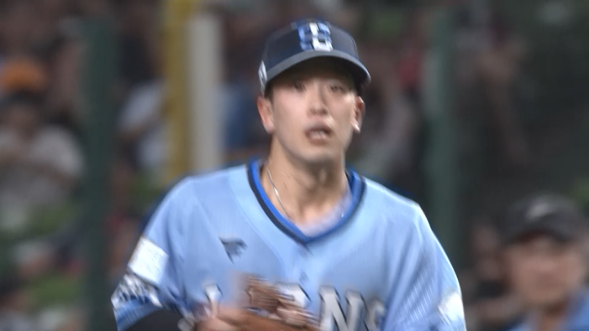 3回表・L滝澤夏央 ライト前に落ちそうな打球を背走キャッチ!!