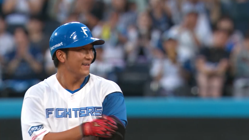 2回裏・F有薗直輝 待望のプロ初ヒット!! センターの頭上を越えるタイムリー2ベース!!