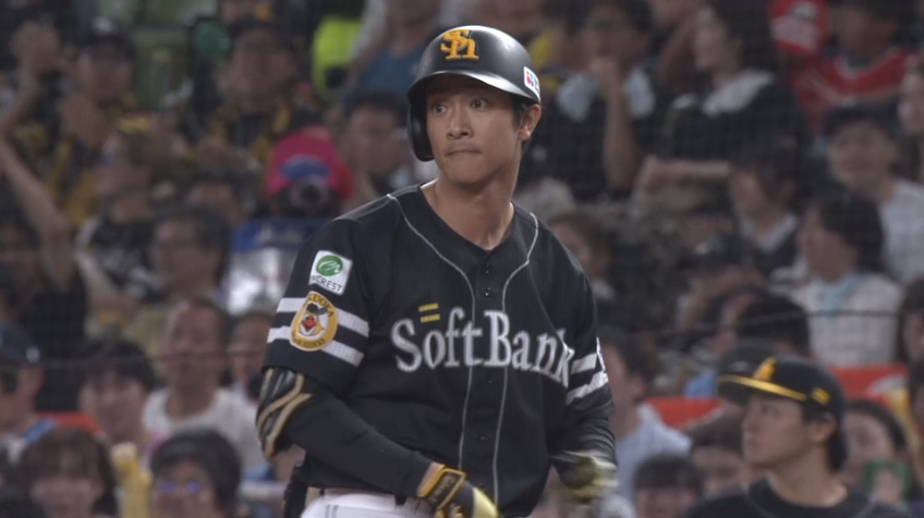 1回表・H柳町達 ストレートを捉え先制のタイムリーヒットを放つ!!