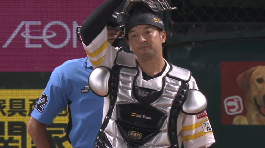 1回表・H嶺井博希 正確な送球で盗塁阻止に成功!!