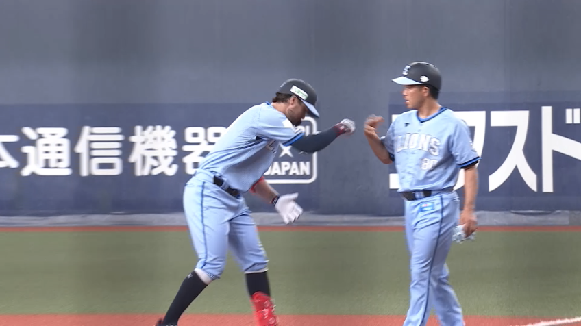 1回表・Lデービス 変化球に上手く合わせてタイムリーヒットを放つ!!