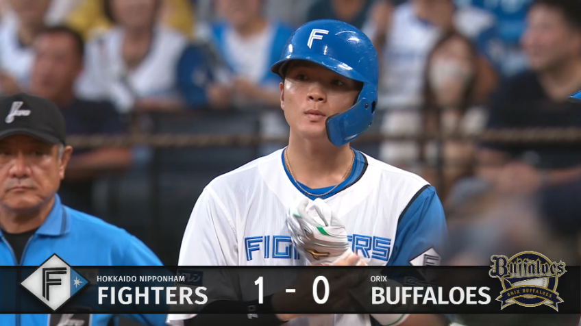 1回裏・F郡司裕也 初回のチャンスを活かした!! ライトへの鋭い打球で先制!!