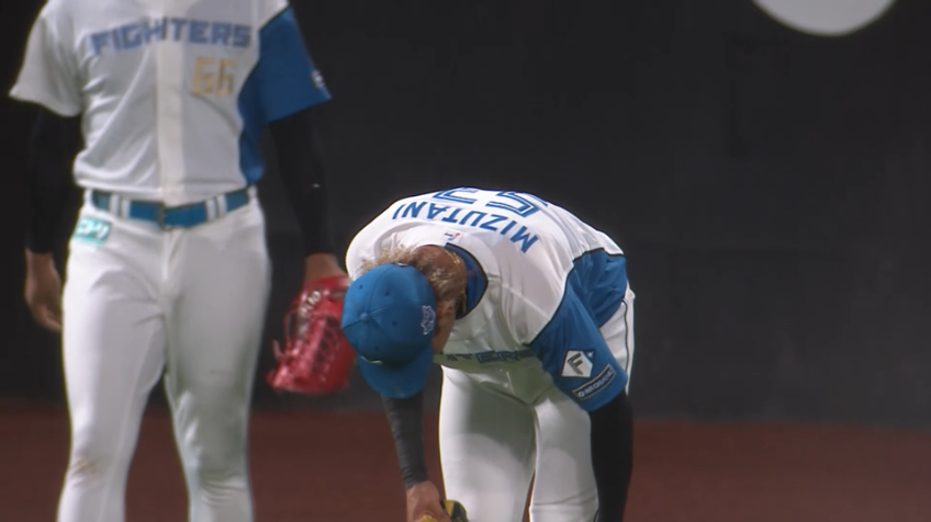 6回表・F水谷瞬 右中間のフライをスライディングキャッチ!!