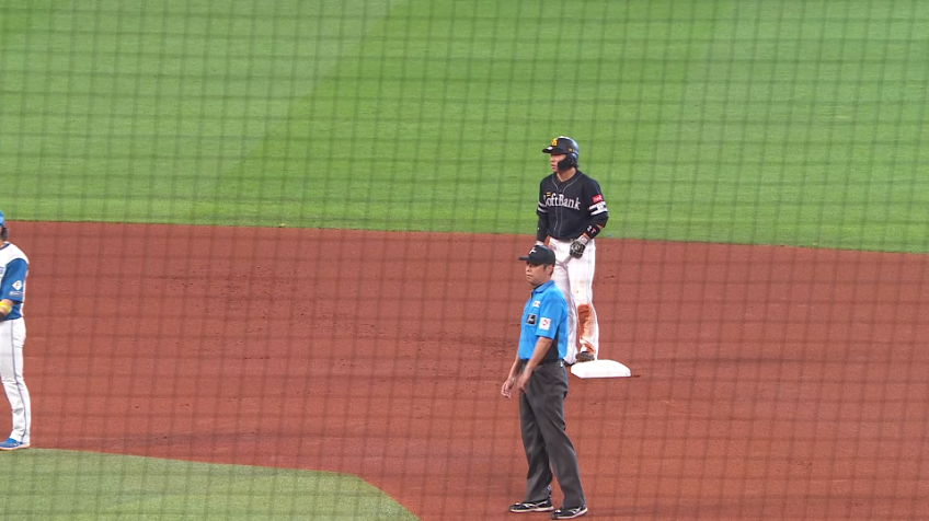 1回表・H野村勇 今季15個目の盗塁を決めてチャンスメイク!!