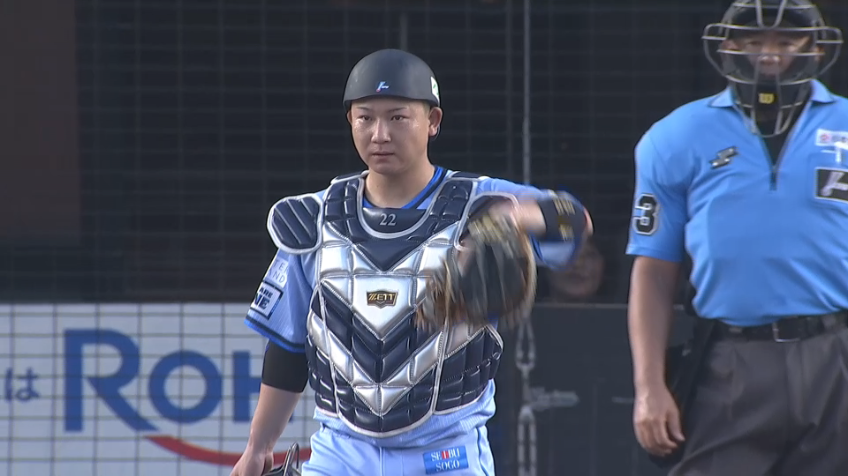 3回裏・L古賀悠斗 強肩発動!! 正確無比な送球で盗塁を阻止!!