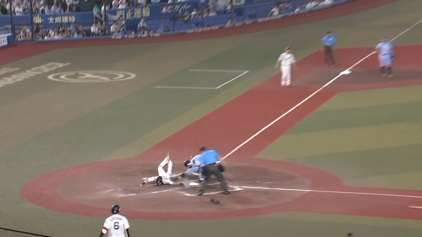 5回裏・M髙部瑛斗 好走塁!! 内野ゴロの間に本塁生還し先制に成功!!