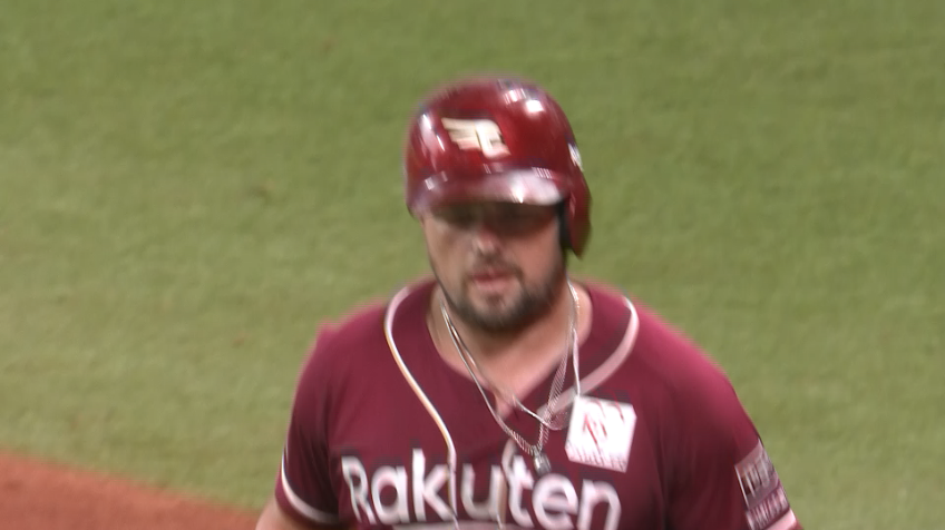 7回表・Eボイト 本日猛打賞3打点!! ライトへのタイムリーヒットで更に追加点!!