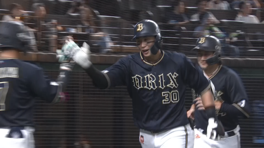 3回表・B廣岡大志 初球を完璧に捉えレフトスタンドへの第6号3ランで先制!!