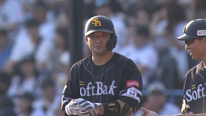 2回表・H嶺井博希 3連打で先制!! センターへのタイムリーヒット!!