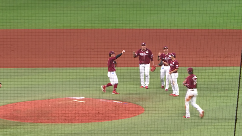 11回裏・E小深田大翔 ライナーを捌きダブルプレーで試合終了!!