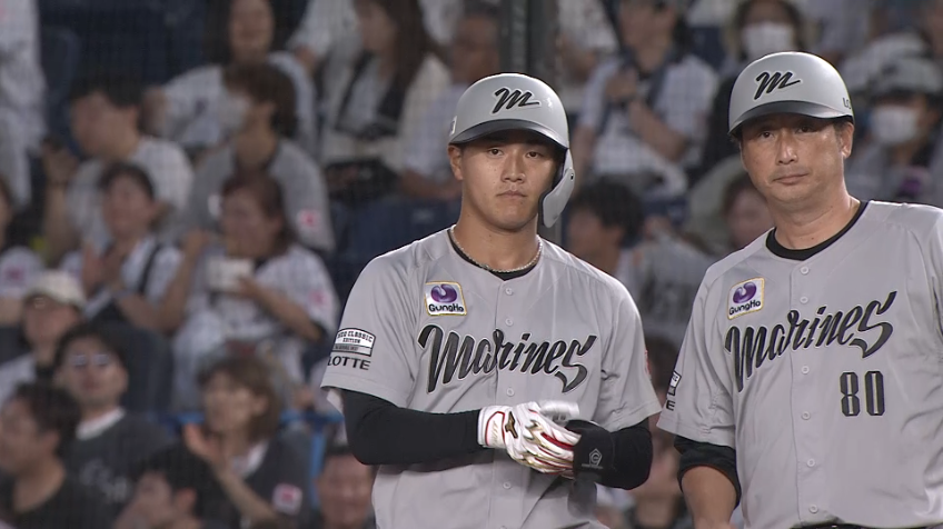 1回裏・M西川史礁 初回から連打!! ライトへタイムリーを放ち先制!!