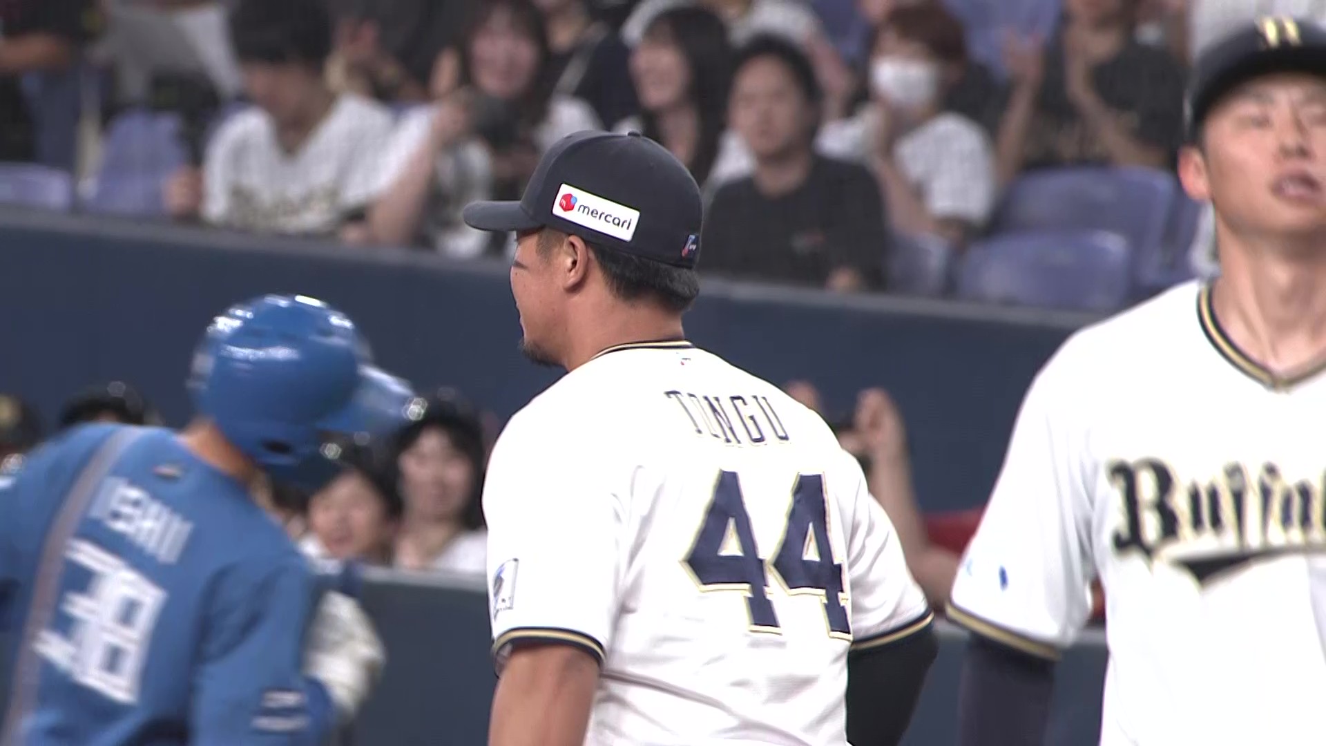 4回表・B頓宮裕真 ダイビングキャッチしアウトにする好プレー!!