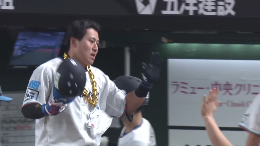 4回裏・L渡部聖弥 流れを変える一発!! レフトスタンドへのソロHR!!