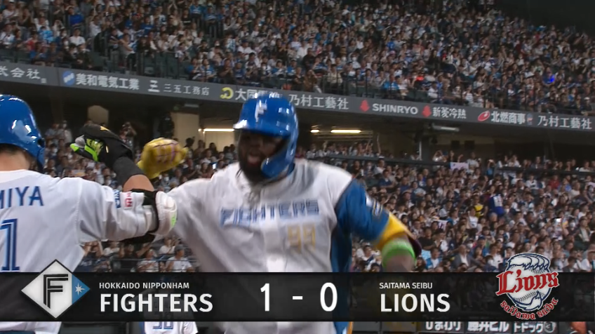 1回裏・Fレイエス 大台到達!! ライトポール際への第30号先制ソロHR!!