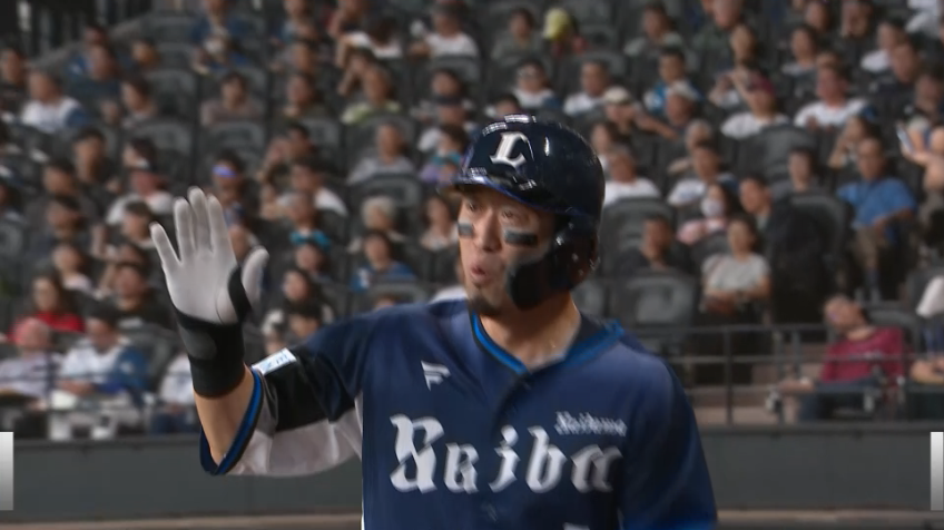 4回表・L外崎修汰 1点差に迫る一発!! レフトへの第5号ソロHR!!