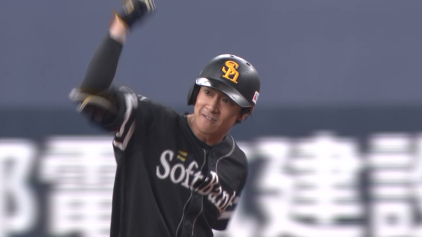 6回表・H柳町達 センターへ勝ち越しとなるタイムリーヒット!!