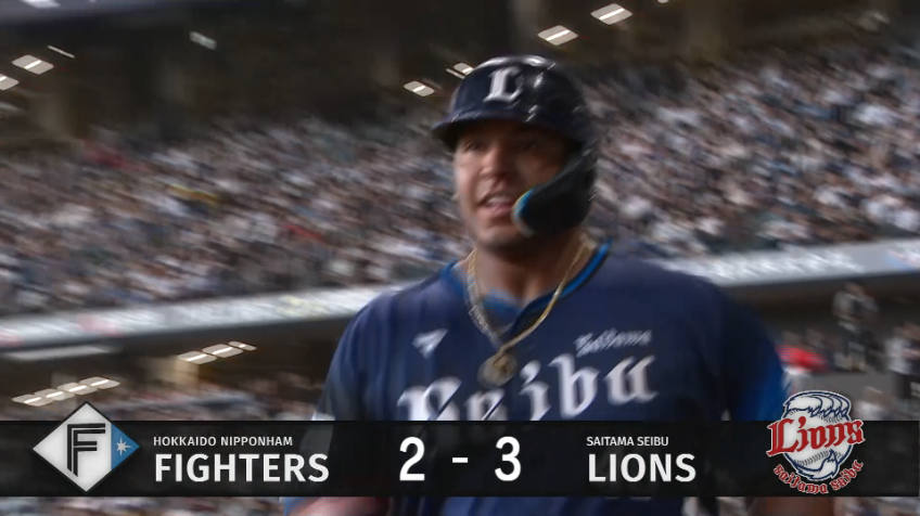 4回表・Lセデーニョ 勝ち越しのホームランを放つ!!