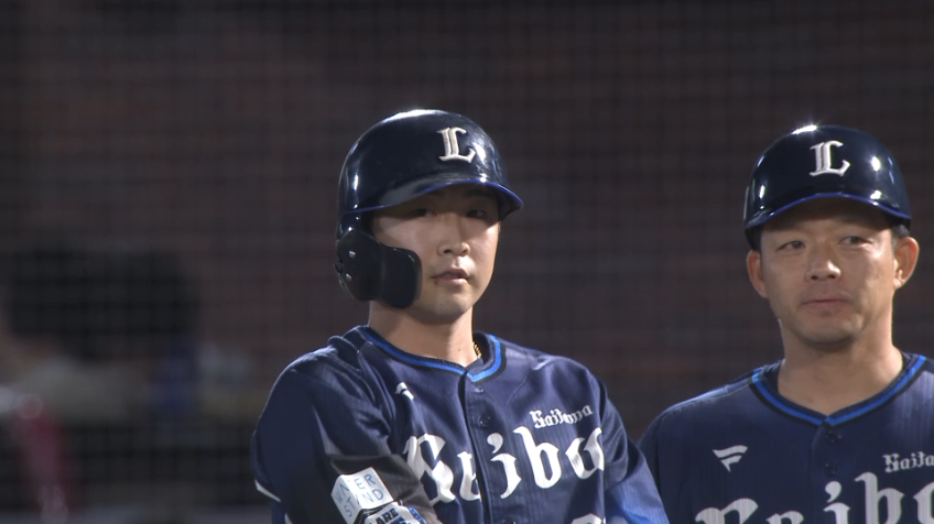7回表・L山村崇嘉 代打で貴重な追加点となるタイムリーヒット!!