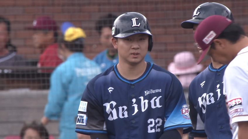 2回表・L古賀悠斗 女房役の一打!! レフトへのタイムリーヒット!!