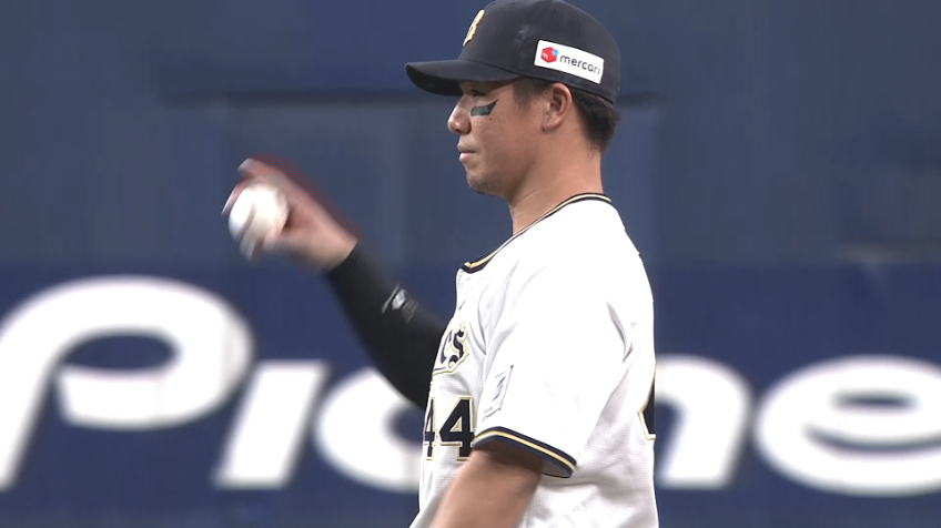 6回表・B頓宮裕真 鋭い打球をダイビングキャッチする好プレー!!