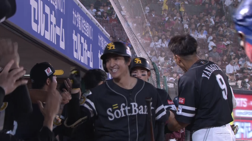 6回表・H柳町達 バックスクリーンに飛び込む第5号2ランで1点差に迫る!!