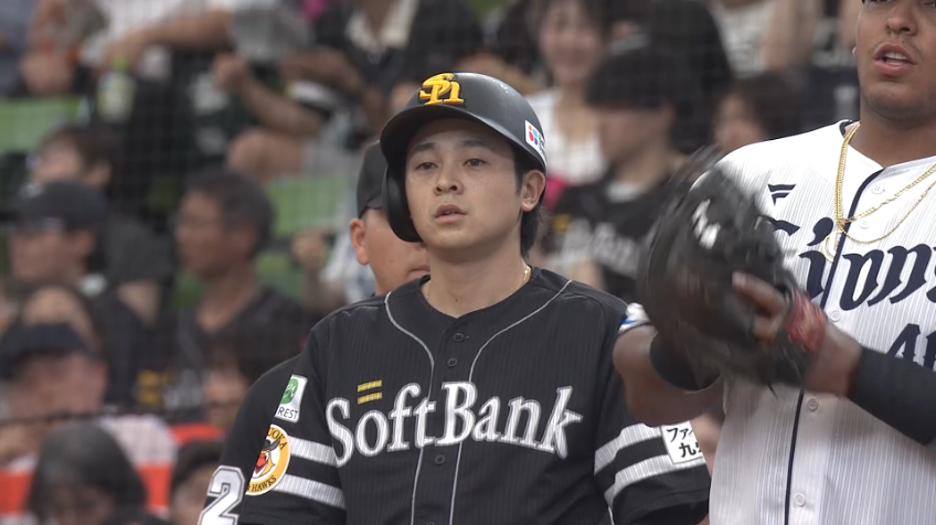 3回表・H川瀬晃 センターへ抜ける勝ち越しタイムリーを放つ!!