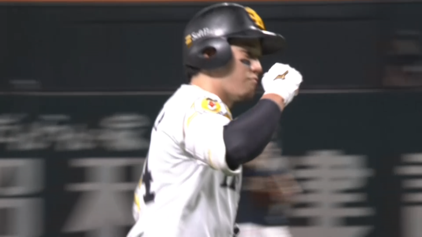 5回裏・H栗原陵矢 満塁ホームランを放つ!!