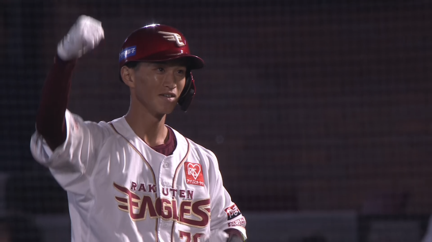 8回裏・E吉野創士 初球から振り抜きプロ初打点となるタイムリーヒット!!