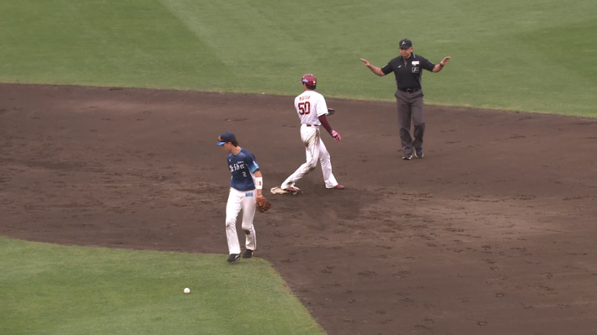 7回裏・E武藤敦貴 盗塁成功でチャンスメイク!!