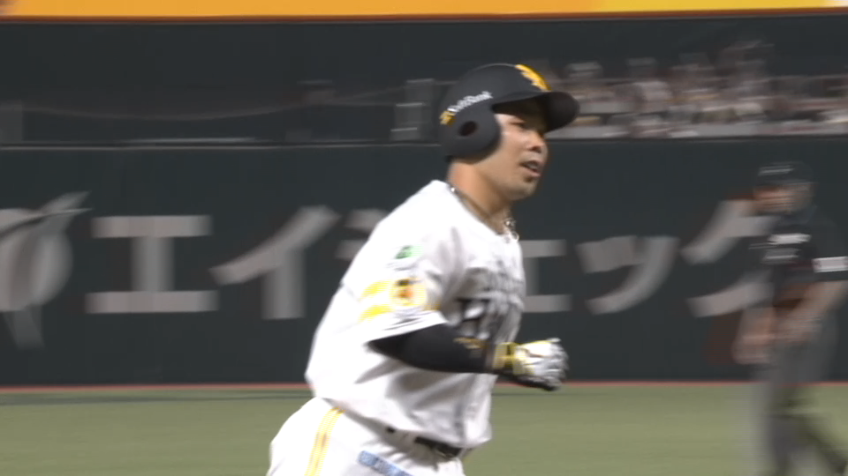 3回裏・H近藤健介 打った瞬間!! 同点となるソロホームランを放つ!!