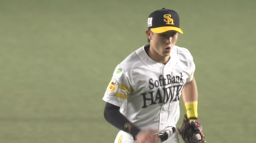 3回表・H周東佑京 ダイビングキャッチ!!