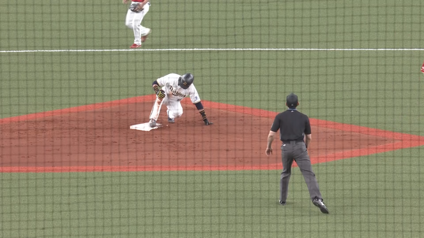 4回裏・B宗佑磨 今シーズン初盗塁!!