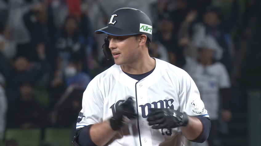 8回裏・L林安可 チャンスを活かした!! 来日初タイムリーで勝ち越し!!