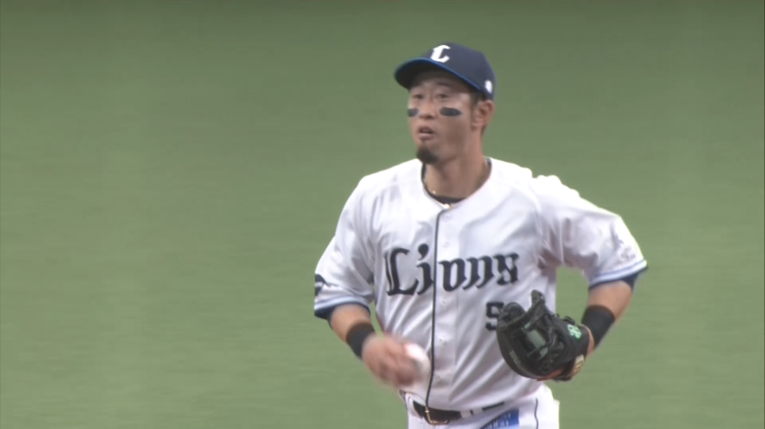 6回表・L外崎修汰 ジャンプ一番!! セカンドライナーをジャンピングキャッチ!!