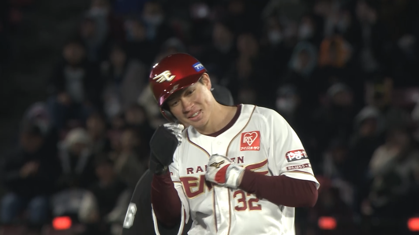 5回裏・E中島大輔 センターへのタイムリーで3点目を追加!!