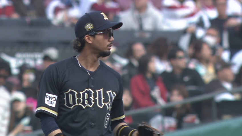 6回裏・B宗佑磨 球際の強さ見せる!! スライディングキャッチから正確なスローイング!!