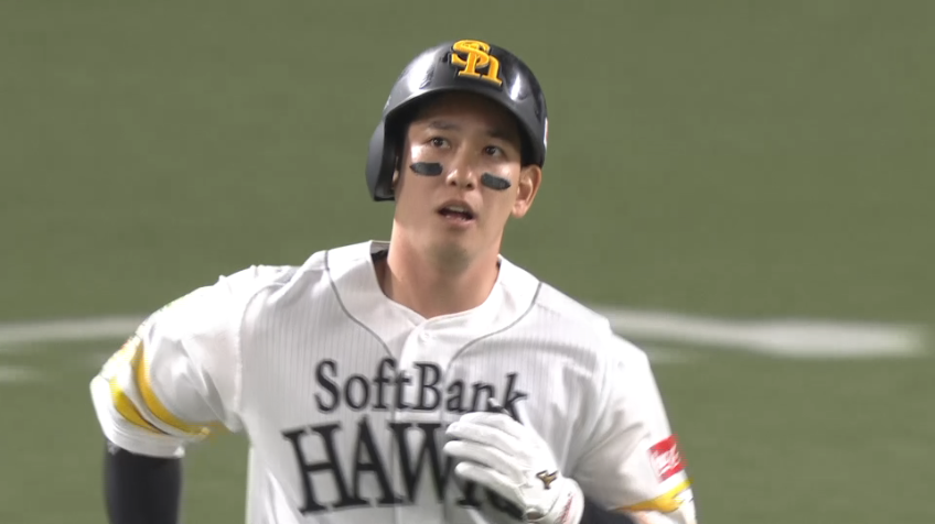 8回裏・H栗原陵矢 二者連続となるライトスタンドへのホームラン!!