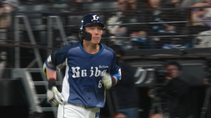 1回表・L源田壮亮 ライトへの犠牲フライで先制!!