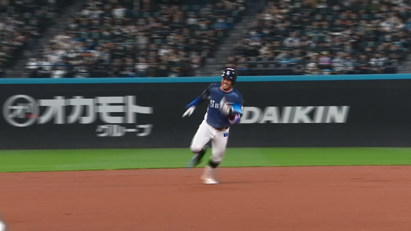 1回表・L桑原将志 初球から喰らいつき3ベース!!