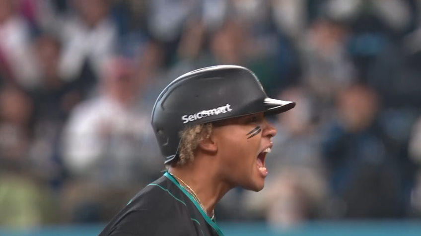 6回裏・F水谷瞬 初球を捉えて逆転の2点タイムリーヒット!!