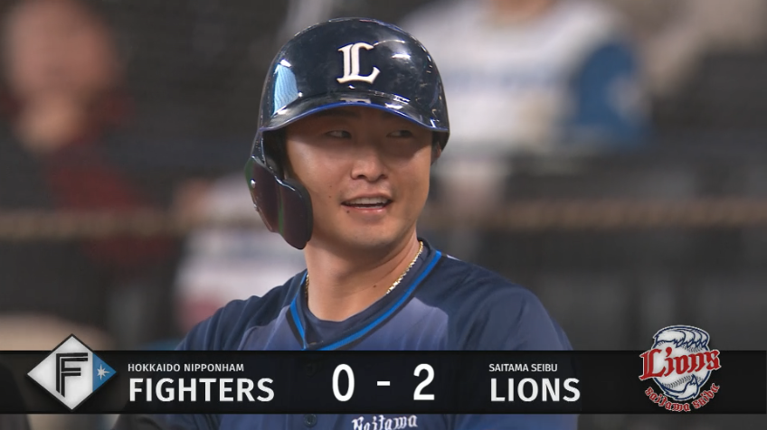 6回表・L山村崇嘉 センターへの2点タイムリーヒットで先制!!