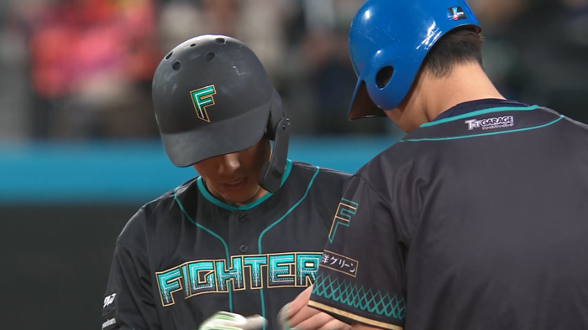 4回裏・F奈良間大己 レフトオーバーの勝ち越しタイムリー2ベース!!