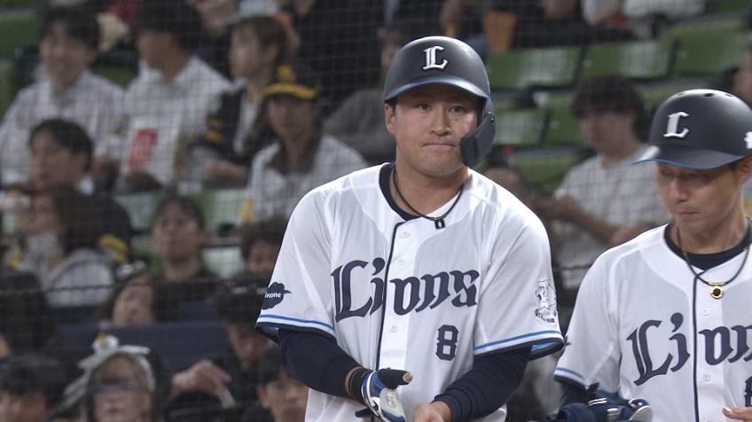 1回裏・L渡部聖弥 逆方向へ鮮やかな先制タイムリーヒット!!