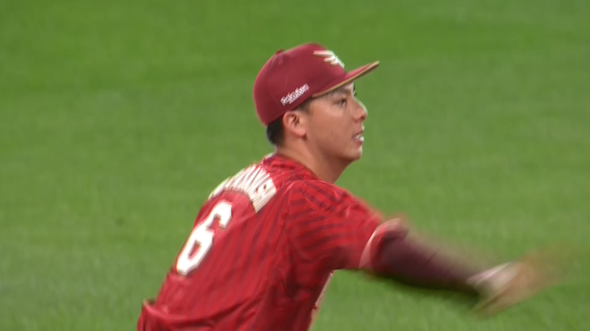 1回裏・E村林一輝 強烈な打球をダイビングキャッチ!!