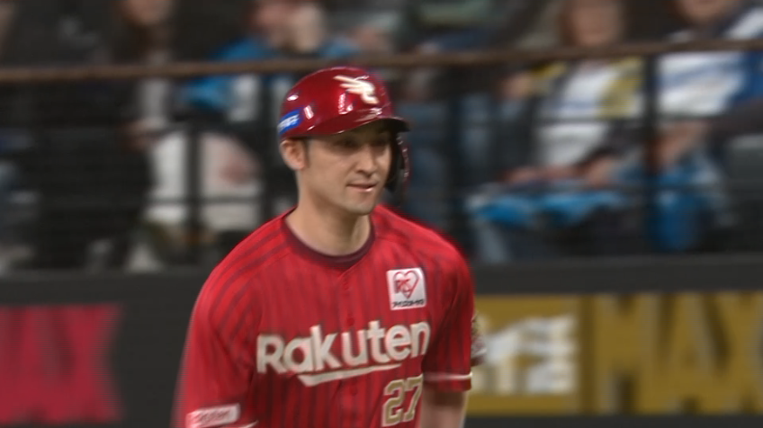 3回表・E伊藤光 バースデーソング後に送りバント成功!!