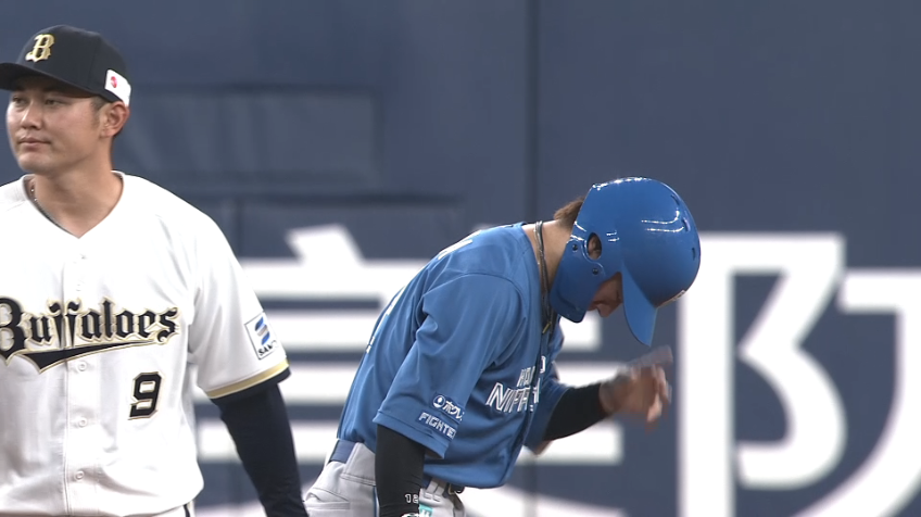 3回表・F矢澤宏太 鮮やかに盗塁成功!!