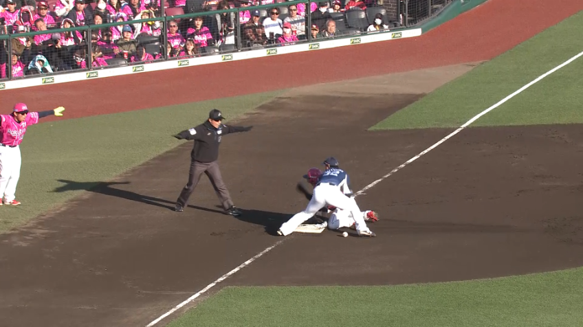 6回裏・E平良竜哉 チャンスを拡大させる好走塁!!